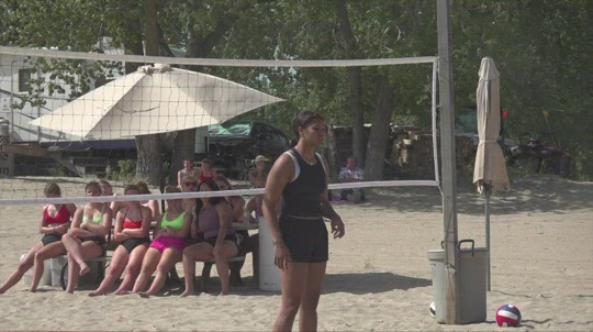 Huskers train kids at Medelmans Lake - Vimarsana News