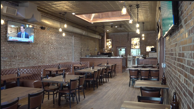 'Good friends, good food': Divots Downtown enjoys first month of success in Norfolk - Vimarsana News