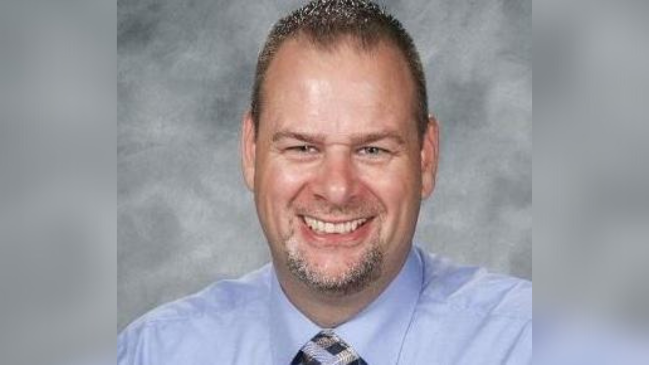 Norfolk High principal Ippensen submits resignation NORTHEAST NEWS