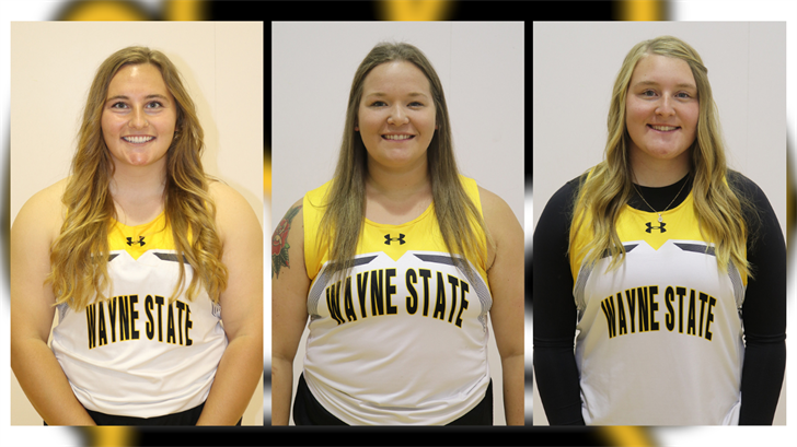 L-R: Brooklynn Chipps, Mckenzie Scheil, and Reilly Young.