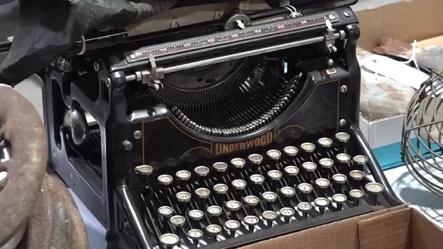 Granada Marquee letters headline antiques auction in Osmond - Vimarsana News