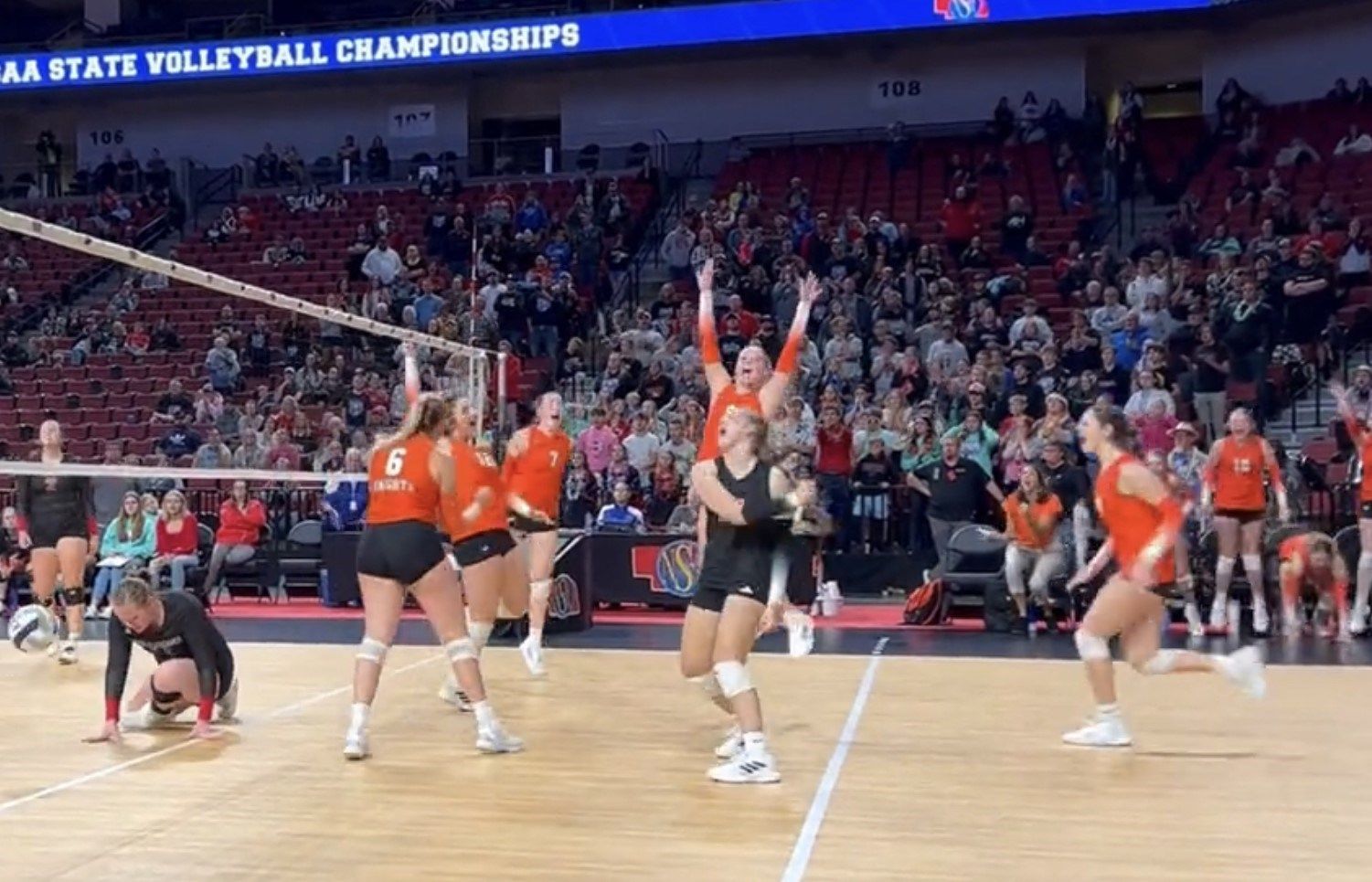 VOLLEYBALL Northeast Nebraska Comes Up Big on Day 2 RIVER COUNTRY