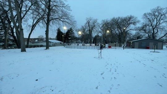 Northeast Nebraska ice rink is keeping its doors open despite warmer weather
