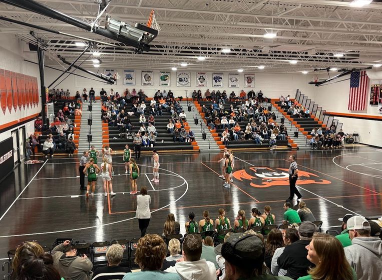 The Bears at the free throw line, enroute to two big wins over the Gators